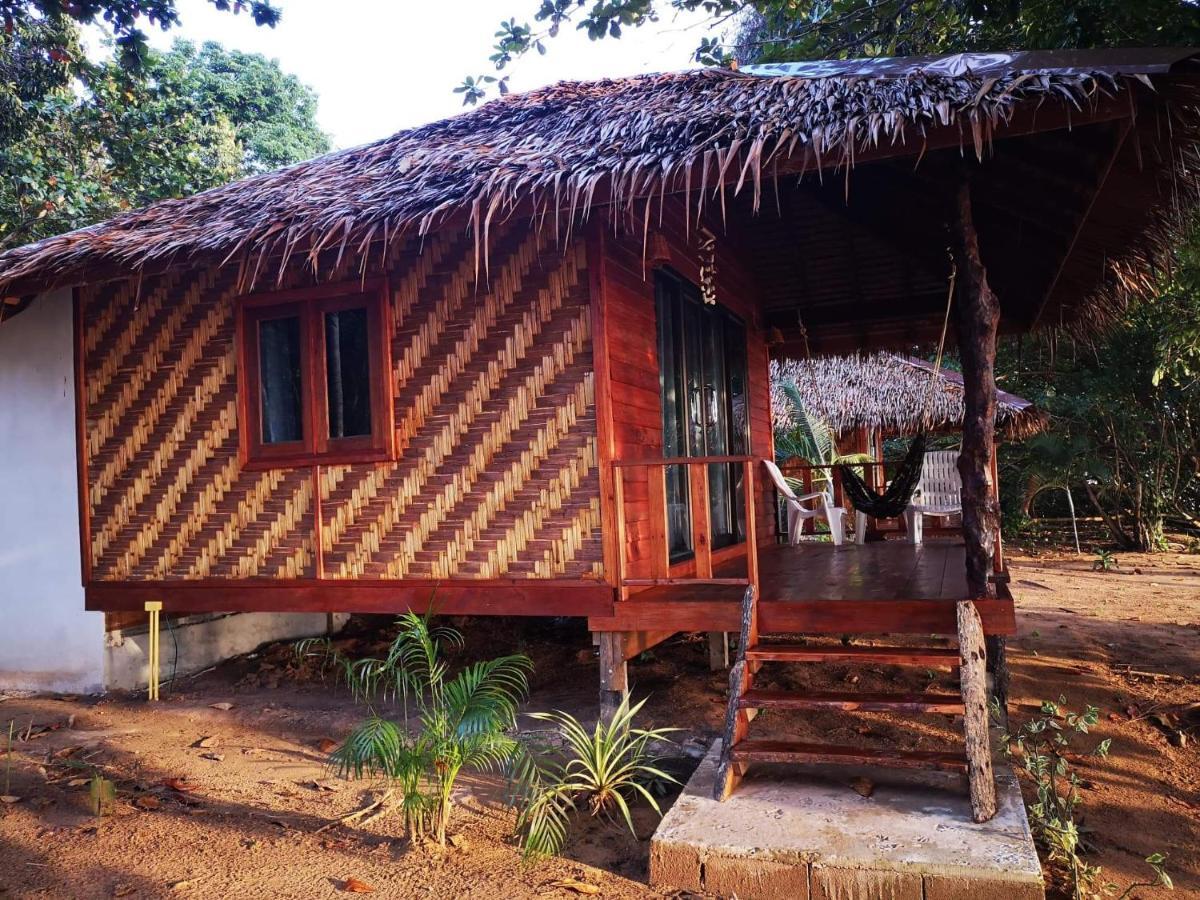 Hotel Cha Cha Bungalow Koh Jum Esterno foto